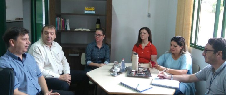 OS Rio do Sul analisa demandas na Educação